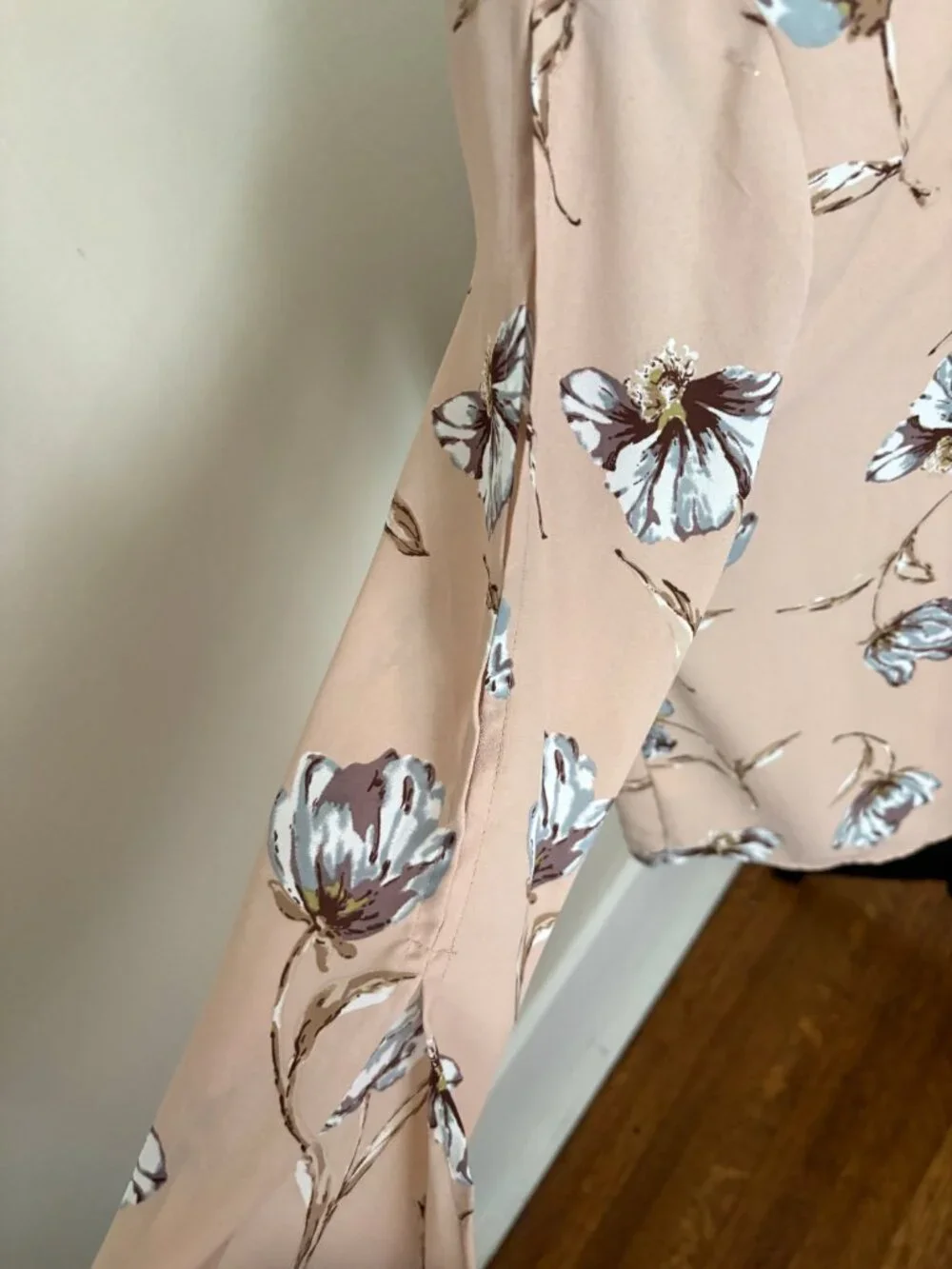 Monteau Floral Keyhole Blouse – Women's Medium NWT